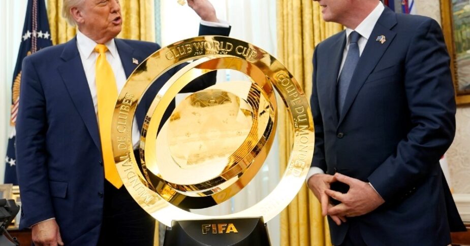 Predsjednik SAD-a Donald Trump i predsjednik FIFA-e Gianni Infantino, Foto: EPA