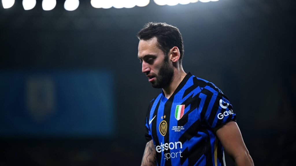 Hakan Calhanoglu