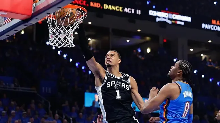 San Antonio poslije dva produžetka pobijedio Oklahomu i poveo u finalu Zapadne konferencije NBA lige
